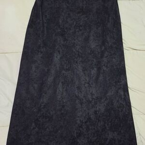 Elegant Black Women's Skirt